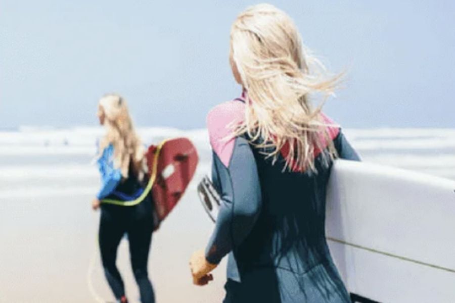 girls on waves
